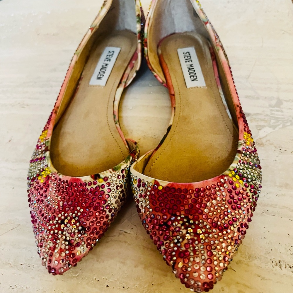Vintage Steve Madden Sparkling Flats Shoes. Size 6.